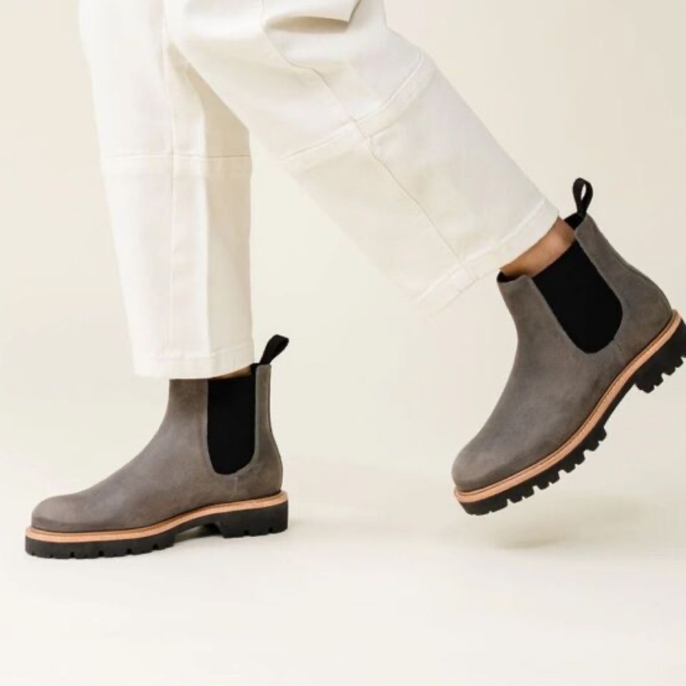 NEW NISOLO Go-To Lug Chelsea Leather Boots Women Waterproof $228 Grey